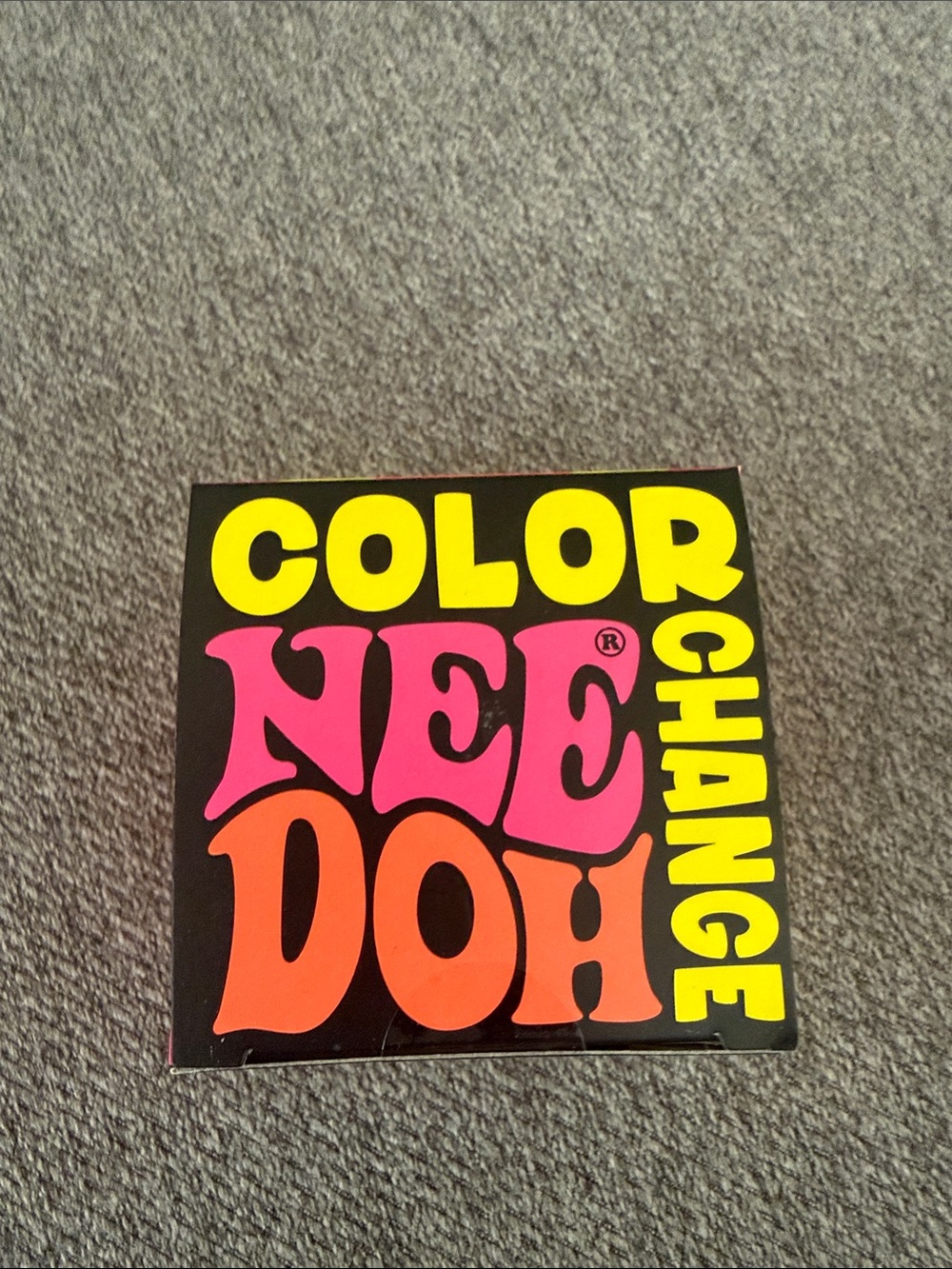NIB Needoh Color Change Squishy Ball - PInk